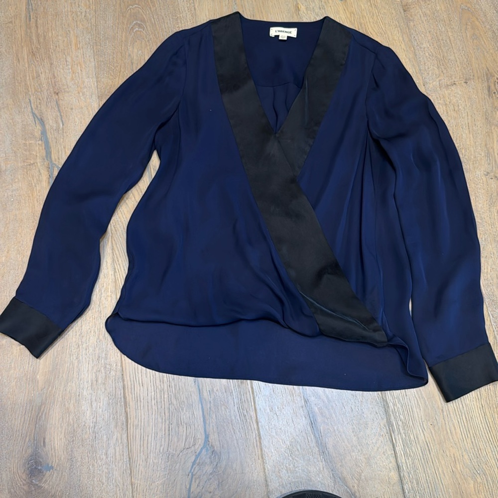 L’Agence navy blue and black xs blouse